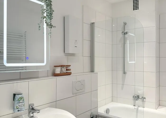 Apartment Moderne City-wohnung Mit Self Check-in Und Free Wifi Im Zentrum *