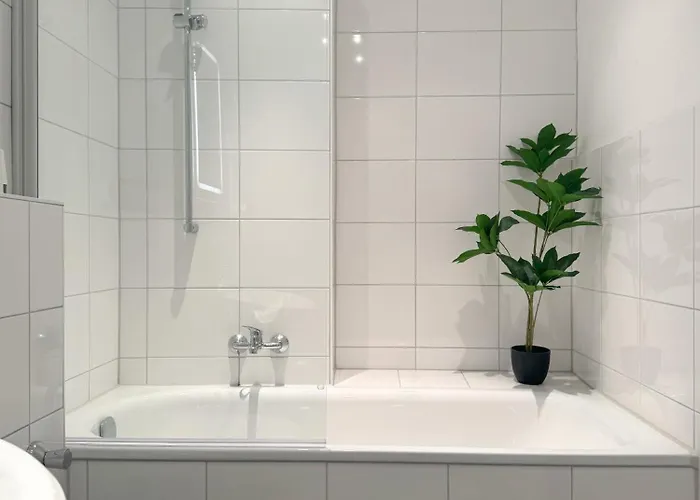 Lejlighed Moderne City-wohnung Mit Self Check-in Und Free Wifi Im Zentrum